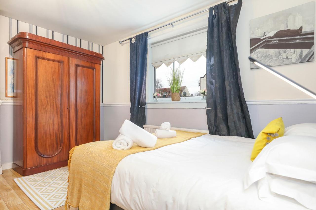 إدنبرة Beautiful 4 Bedroom Cottage - Ideal Location - Free Parking المظهر الخارجي الصورة
